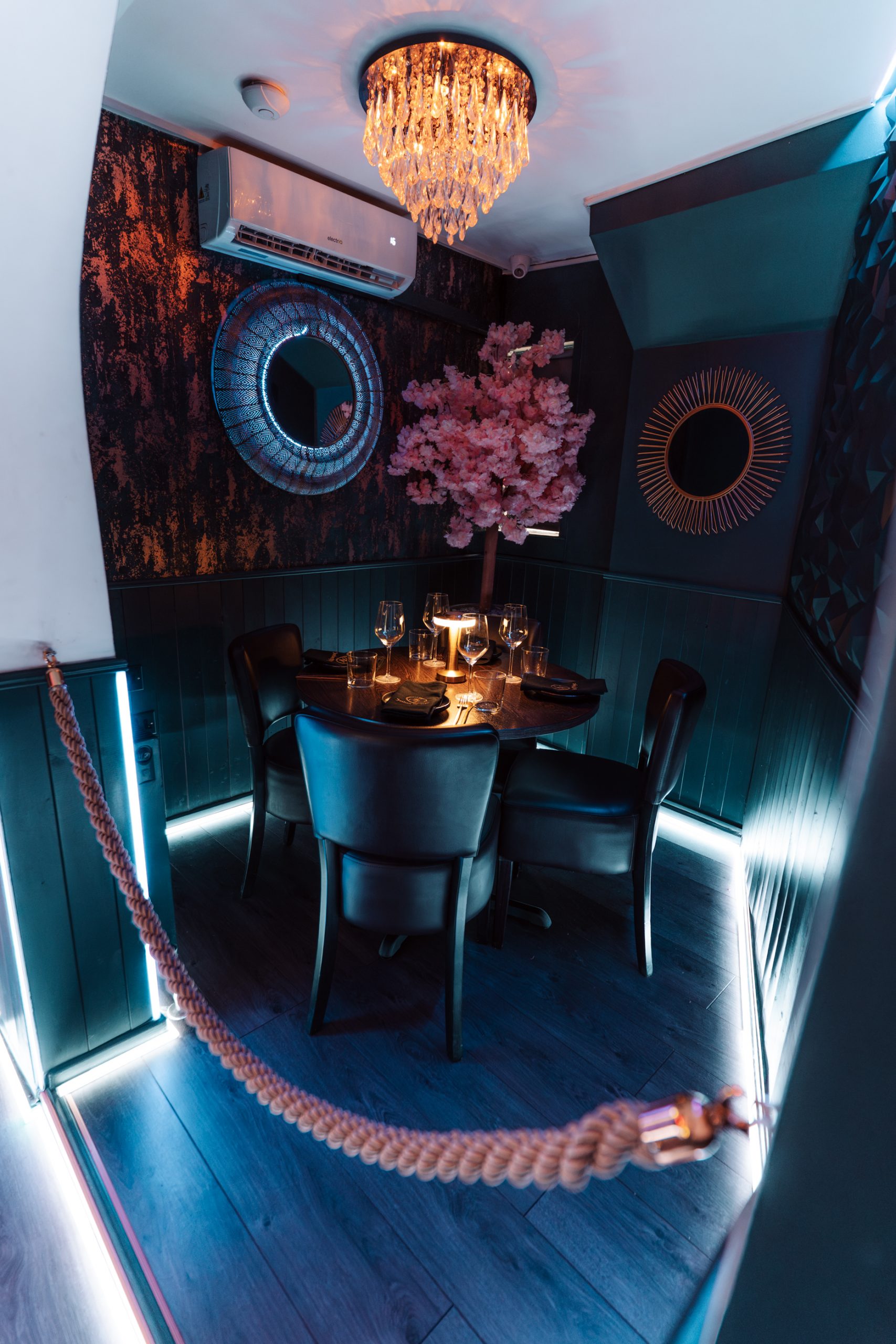 Joshan of Wye Indian restaurant private dining booth with chandelier, Ashford